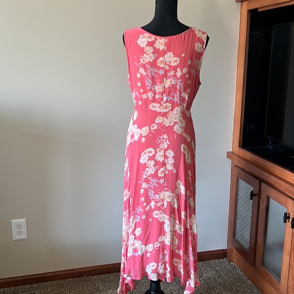 Sundance beautiful dress. Worn once. Like new. No stains/spots. Fully lined. - Picture 5 of 8